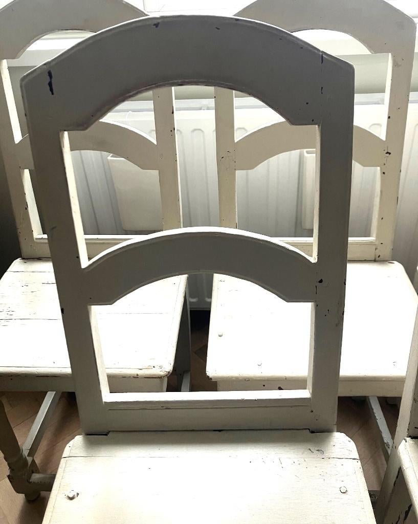 Cinq chaises de ton blanc gris de salle à manger, Maison & Meubles, Chaises, Utilisé, Cinq, Six Chaises ou plus, Bois, Gris, Enlèvement