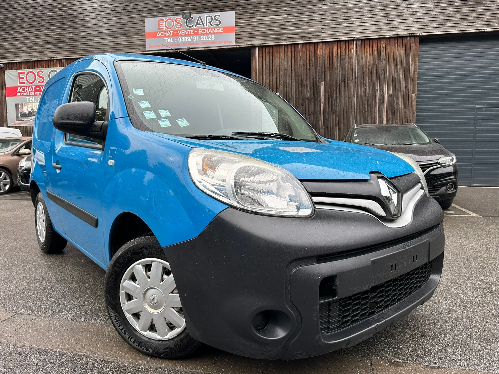 KANGOO COMPACT PETIT CLIM EURO5 VITRE ELEC, Auto's, Euro 5, 4 cilinders, Blauw, Bedrijf