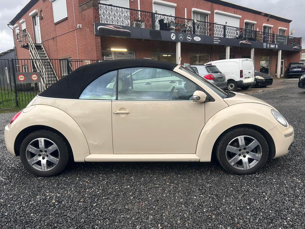 VW Beetle 1.6 essence BJ2007 KM169 000 Premier propriétaire, Autos, Cuir, Entreprise, Boîte manuelle, Noir