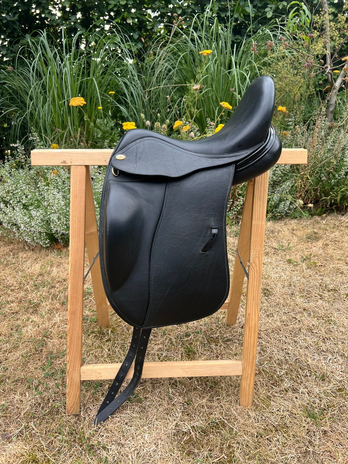 Harry dabs dressuurzadel te koop, Dieren en Toebehoren, Paarden en Pony's | Zadels, Ophalen, Dressuur, Overige merken, M (17 inch)