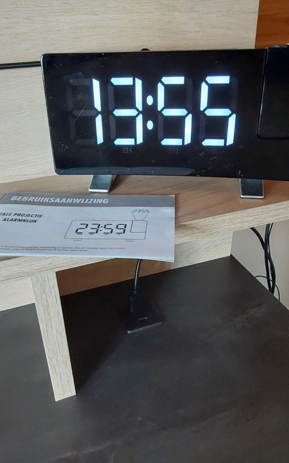 projectie wekker met gebruiksaanwijzing, Ophalen, Zo goed als nieuw, Digitaal