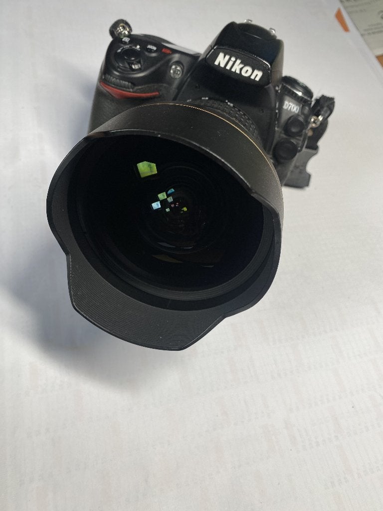 Objectif grand angle 14/24 f 2,8 et boitier Nikon D700, Enlèvement ou Envoi, 14 mm, Nikon, Utilisé