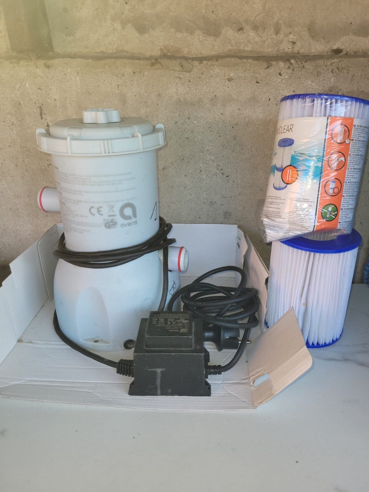 Pompe pour piscine avec 2 filtres, Jardin & Terrasse, Accessoires de piscine, Enlèvement, Comme neuf, Pompe