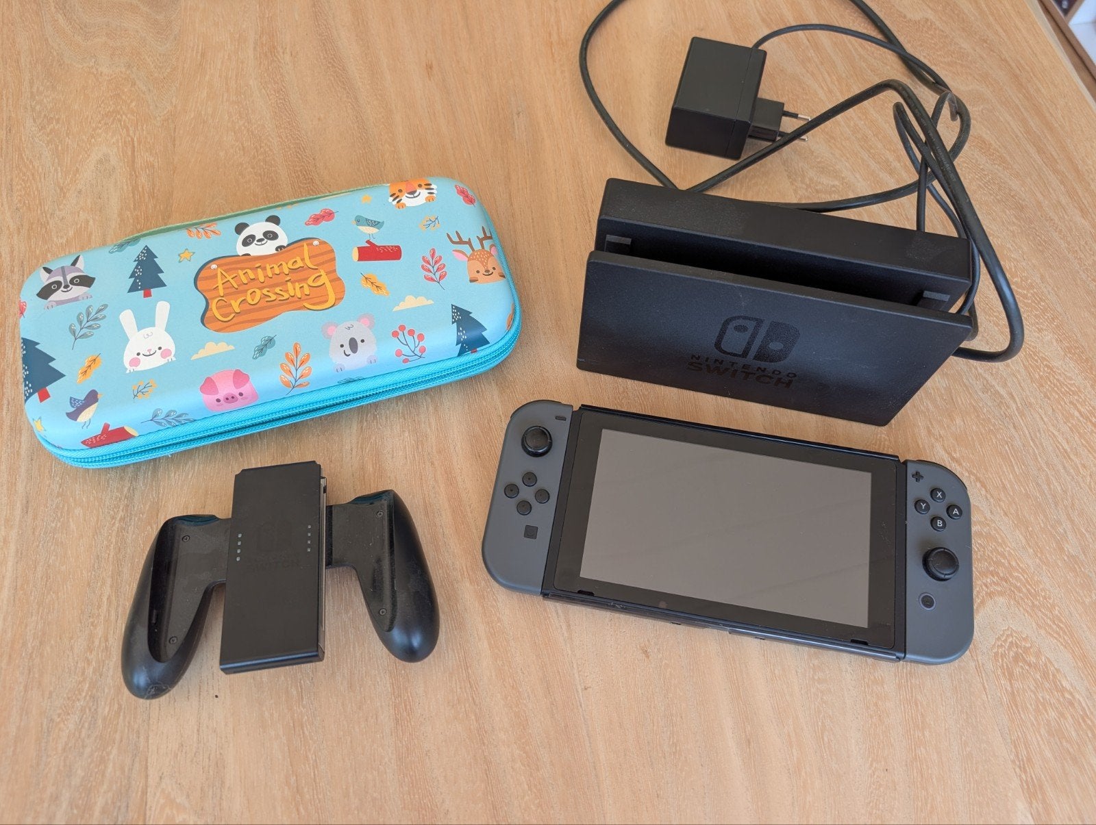 Nintendo switch met case (v1 unpatched), Games en Spelcomputers, Spelcomputers | Nintendo Switch, Ophalen of Verzenden