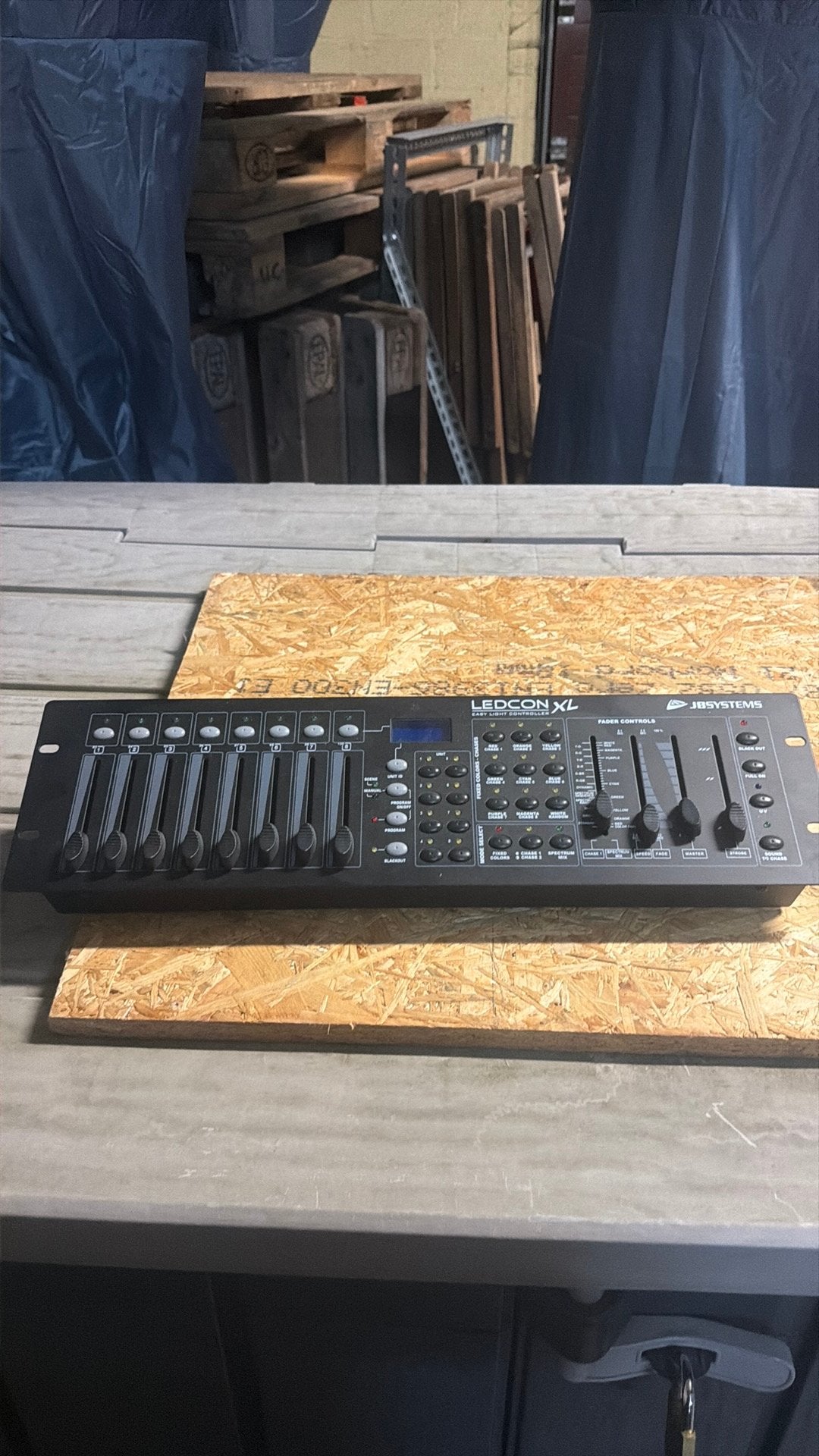 Jb systems ledcon xl, Muziek en Instrumenten, Ophalen, Zo goed als nieuw