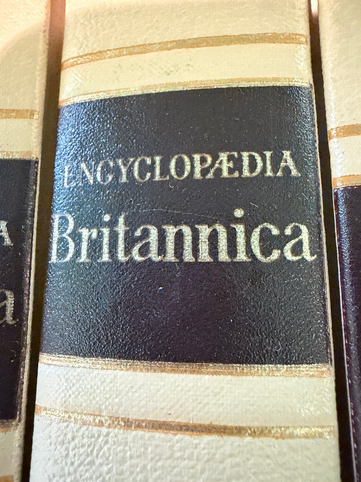 Volledige reeks Encyclopedia Britannica gratis af te halen, Ophalen, Zo goed als nieuw, Algemeen, Complete serie