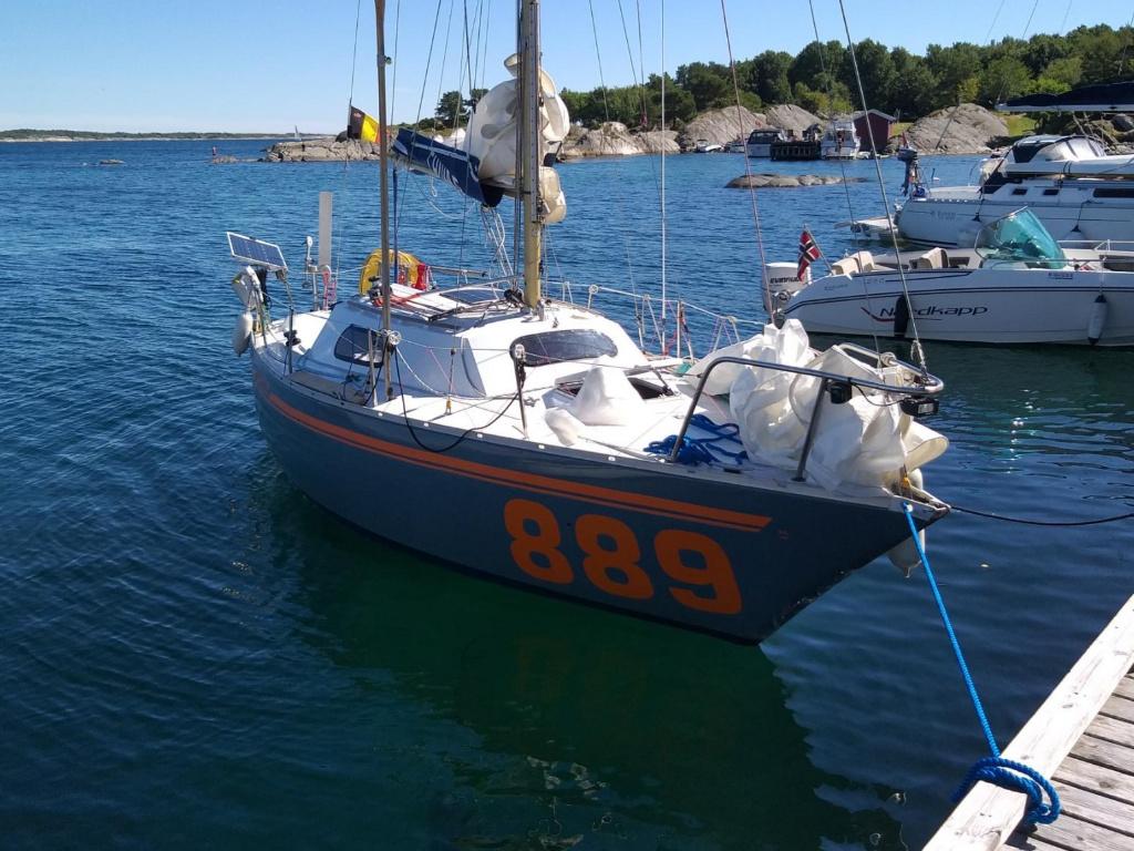 Zeilboot Ecume de mer 26ft  - binnenboordmotor - vaar klaar, Watersport en Boten, Kajuitzeilboten en Zeiljachten, Ophalen, 8 pk