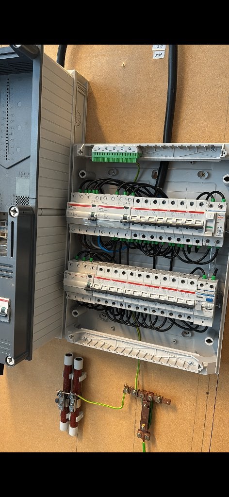 Électricien pas cher – Dépannage & Petites réparations, Enlèvement ou Envoi