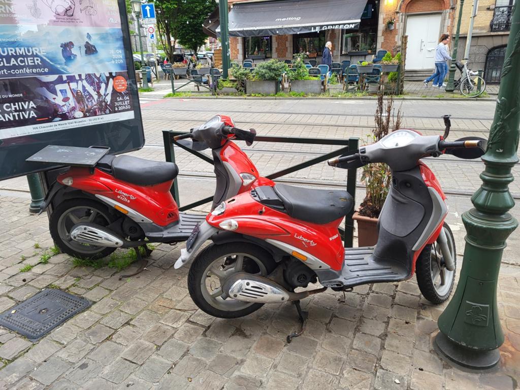 2 Scooter 50cc Piaggo Liberty, Motos