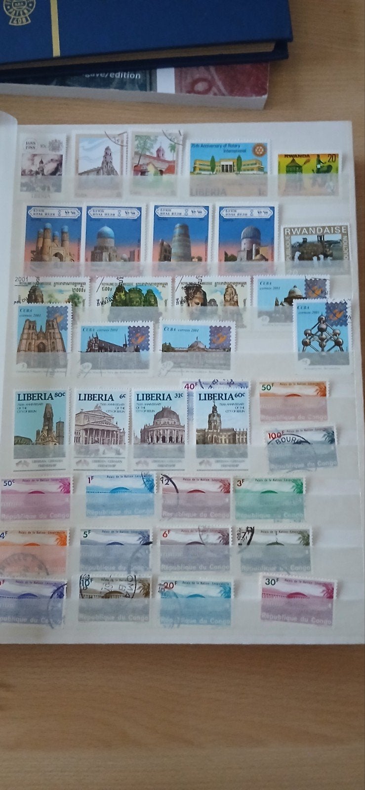 timbres timbrés sur le thème des bâtiments, Enlèvement ou Envoi
