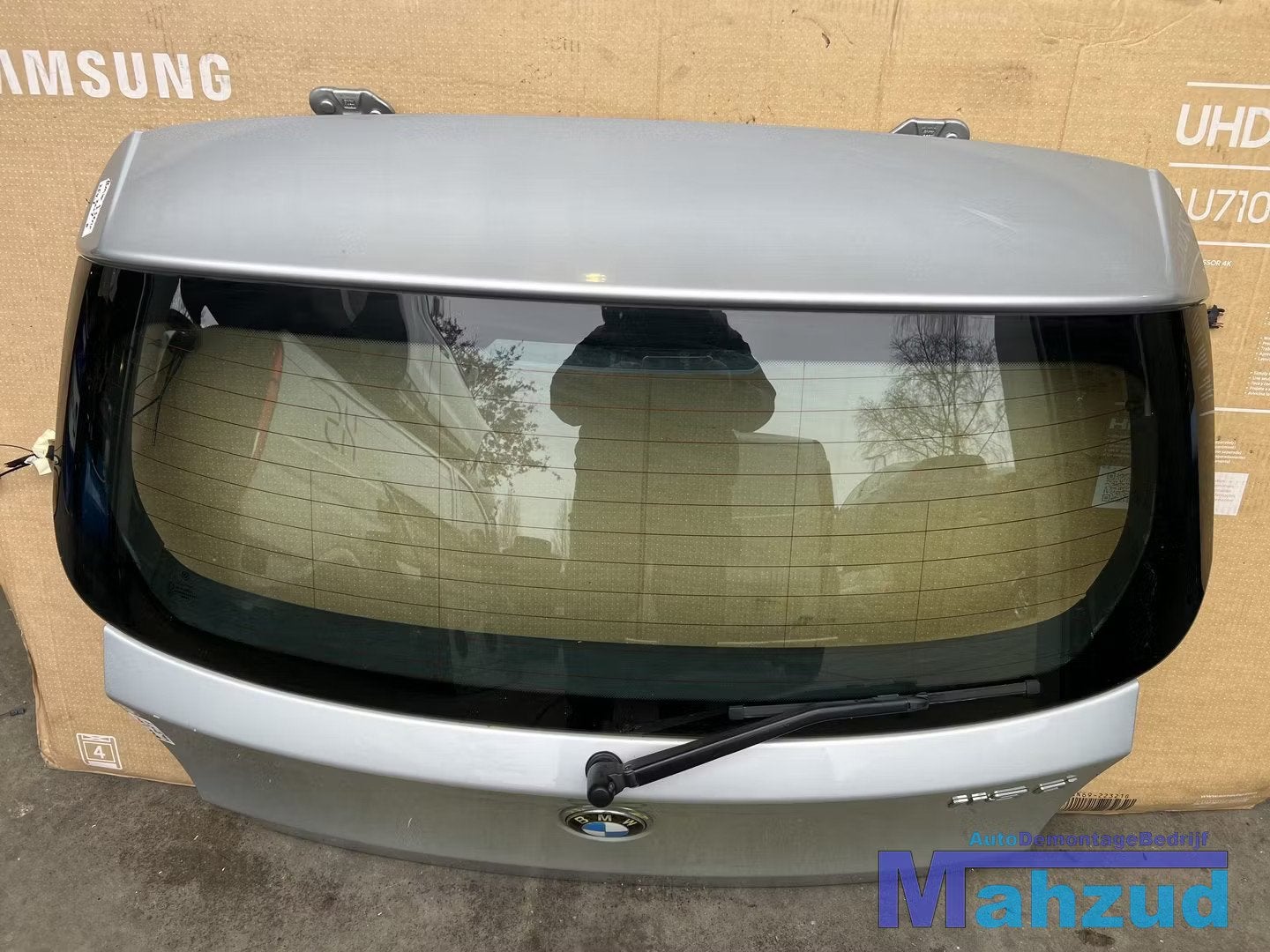BMW 1 SERIE E81 E87 Zilver 354/7 Achterklep 2003-2012, Petuelring 130
80788  Munich, DE, Gebruikt, Deur, Info@bmw.de