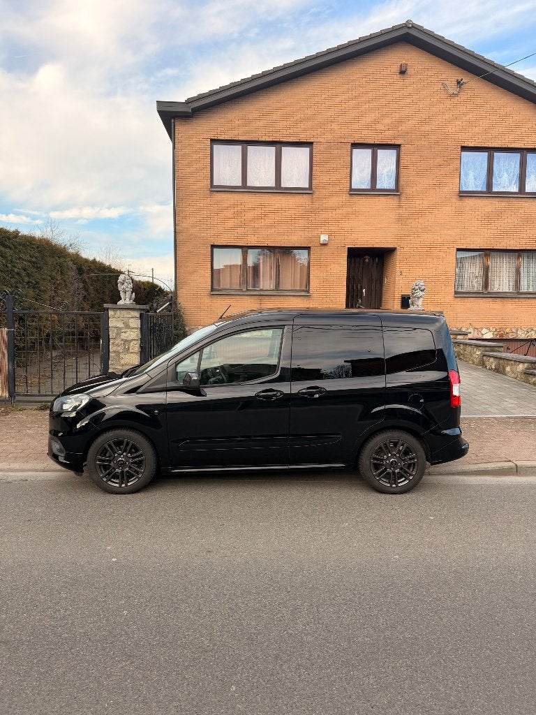 Ford Tourneo Courrier, Autos, Achat, Boîte manuelle, 5 portes, Particulier
