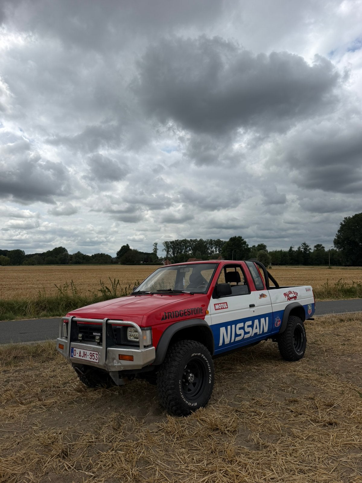 Nissan kingcab 4x4 2.5 turbo diesel, Auto's, 2500 cc, Overige modellen, Particulier, 2 deurs