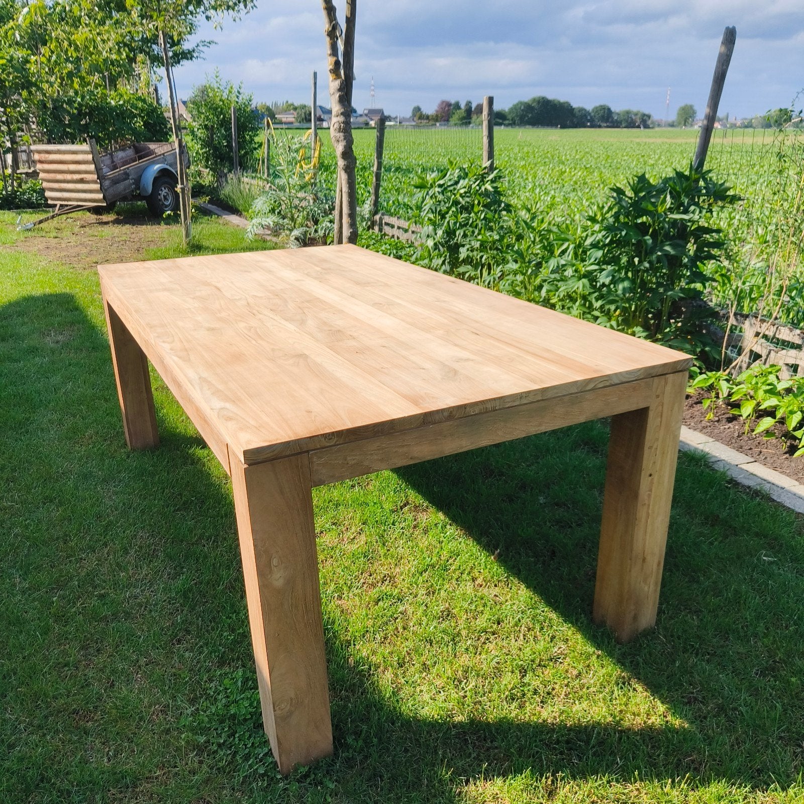 Table entièrement en teck solide, de haute qualité et robust, Enlèvement, Bois
