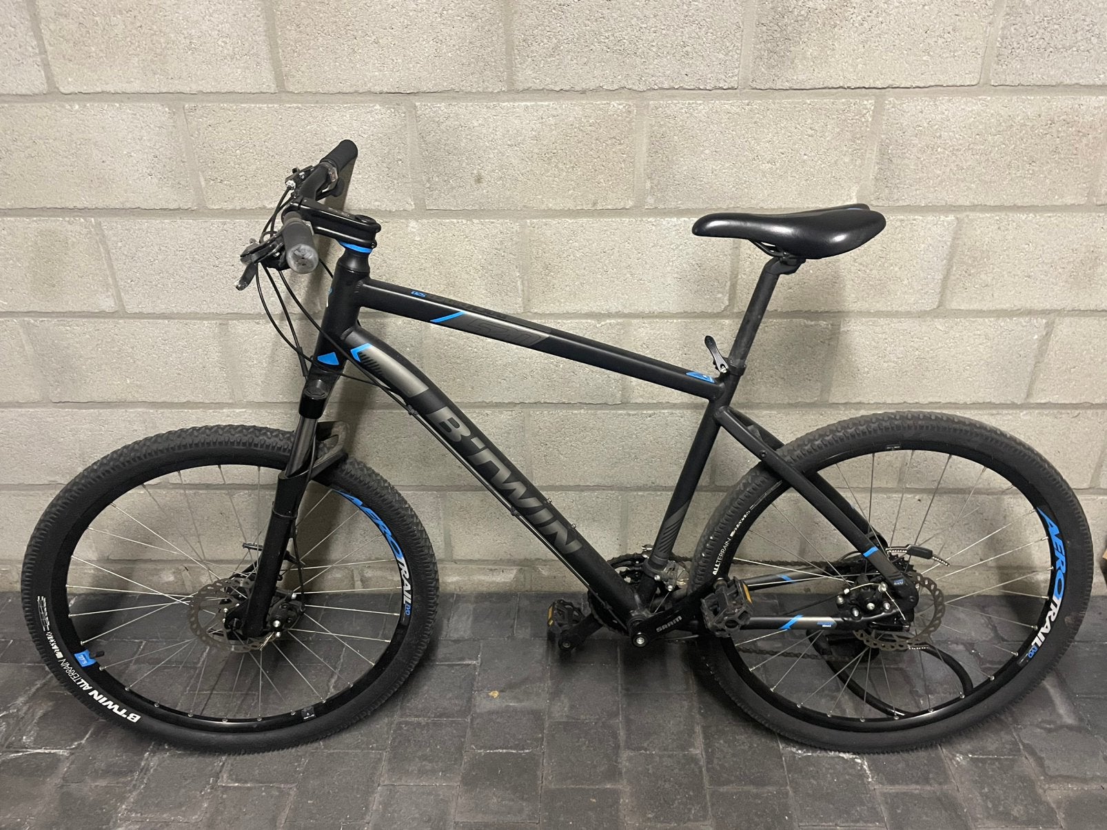 Montabike Bitwin – zwart – maat XL, Fietsen en Brommers, Fietsen | Mountainbikes en ATB, Ophalen, Gebruikt, Schijfrem, Heren