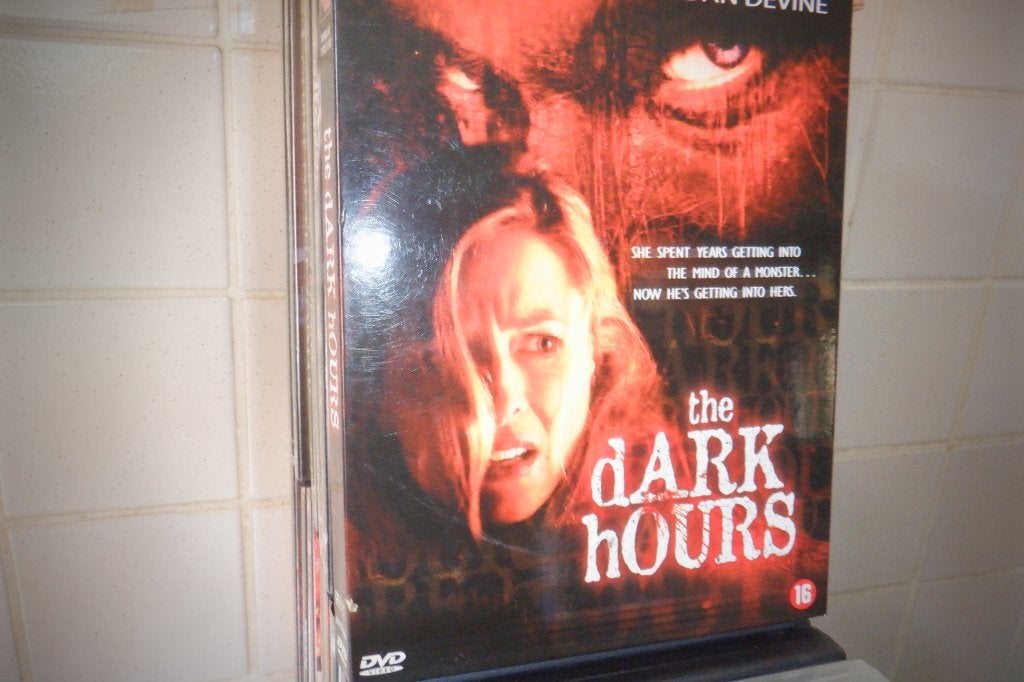 DVD Collector's edition The Dark Hours., Cd's en Dvd's, Dvd's | Horror, Engels, Vanaf 16 jaar, Nederlands, Ophalen of Verzenden