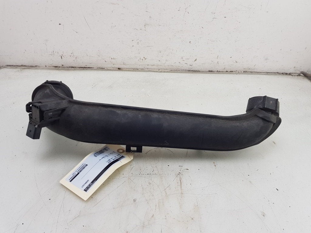 LUCHTAANZUIGSLANG Audi A3 Limousine (8VS / 8VM), Info@audi.de, Audi, Audi AG, Gebruikt