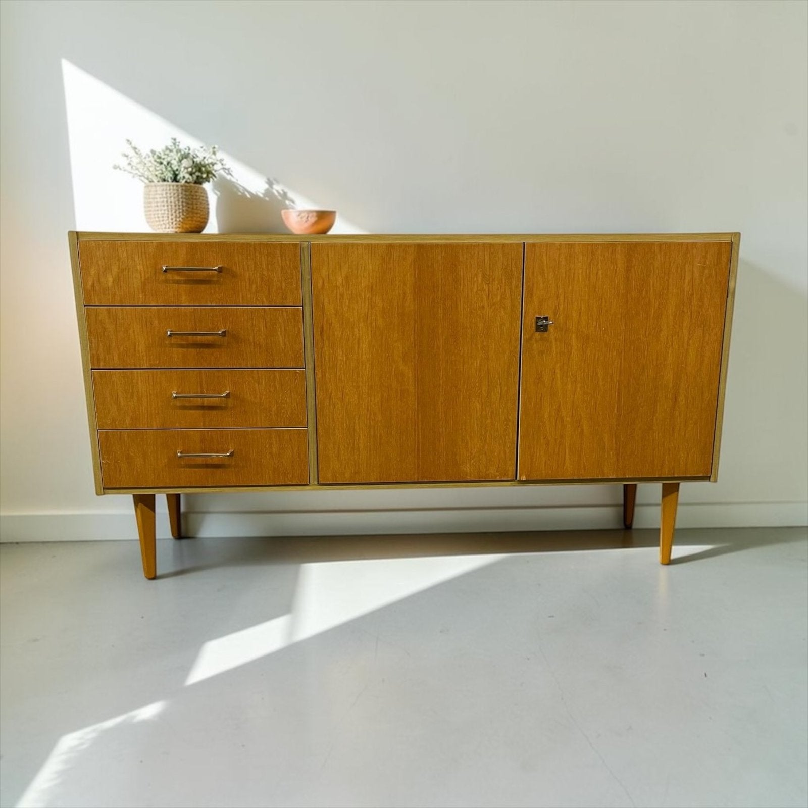 Buffet/commode vintage en bois, Envoi, Utilisé, Commode