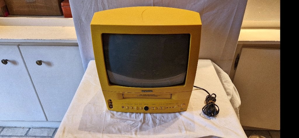 Combiné Samsung: téléviseur et magnétoscope TF-14C8, TV, Hi-fi & Vidéo, Lecteurs vidéo, Envoi, Utilisé, Lecteur ou enregistreur VHS