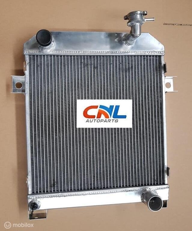 Radiateur JAGUAR MARK 2 MK2 2.5 DAIMLER V8 1962-1967 manual, Neuf, Enlèvement ou Envoi