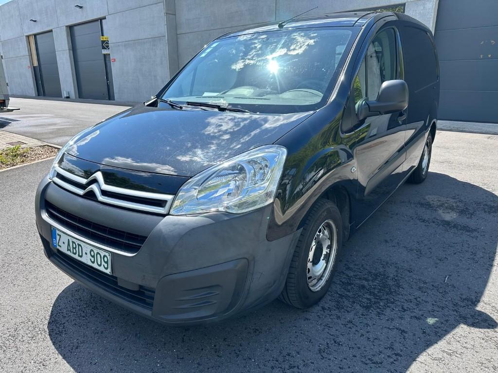 Citroen Berlingo euro 6 // 74 000km!, Auto's, Voorwielaandrijving, 4 deurs, Euro 6, 4 cilinders