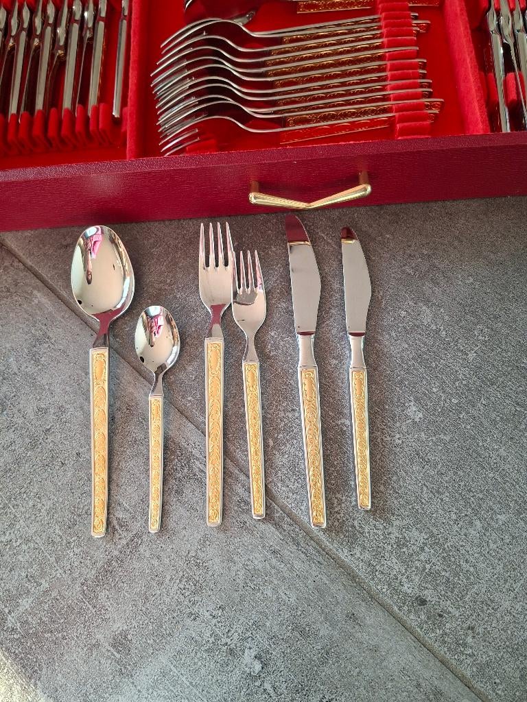 Service 78 pieces en inox 18/8 et or 23 carats, Ophalen, Overige materialen, Zo goed als nieuw, Overige stijlen