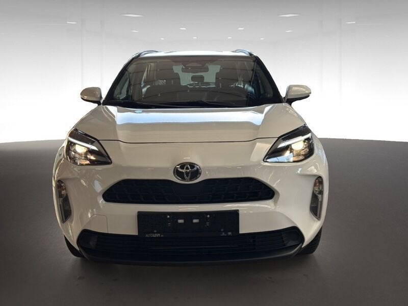 Toyota Yaris Cross Dynamic, Automaat, Stof, Zwart, 0 kW