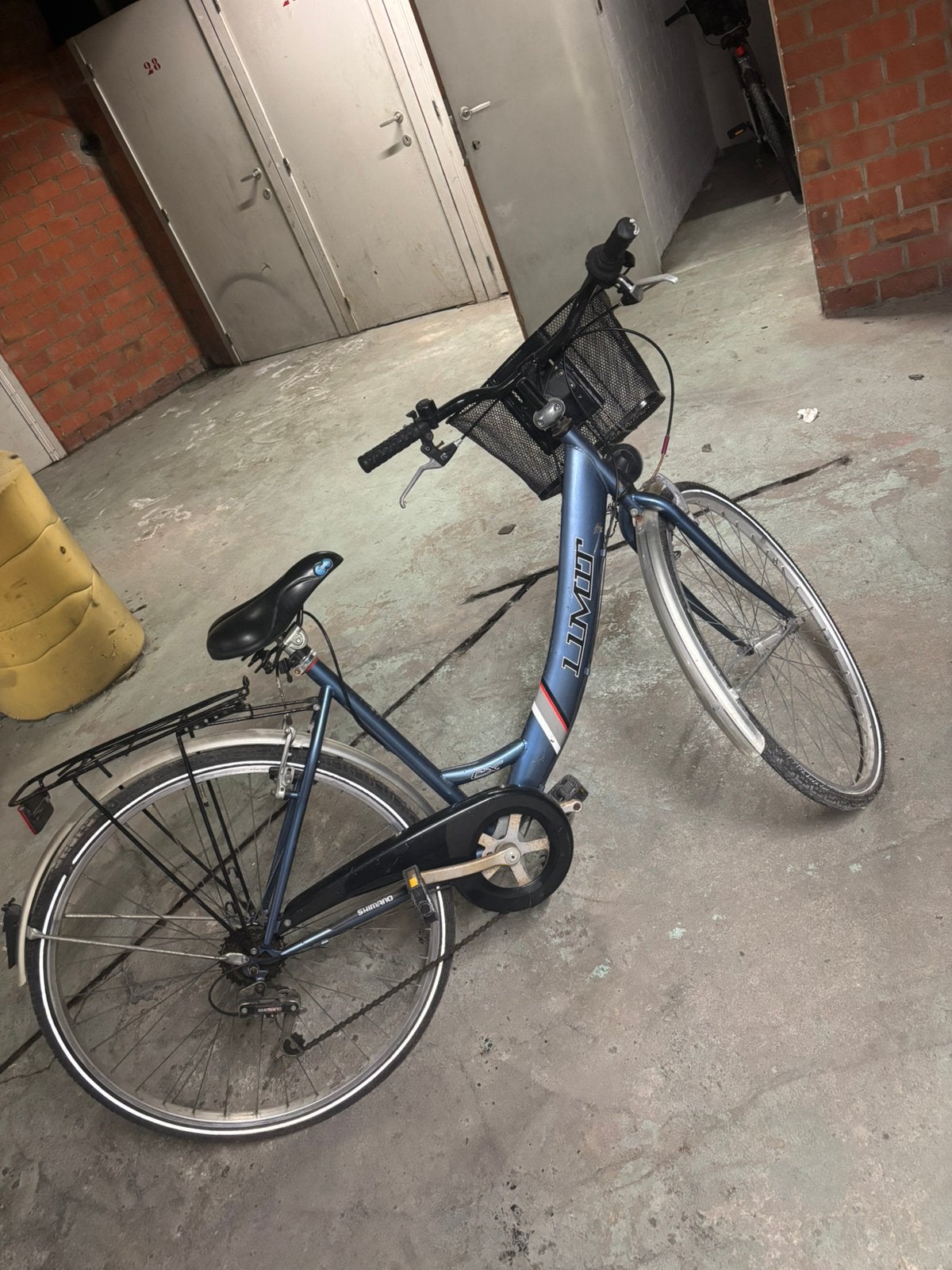 Limit volwassenefiets, Fietsen en Brommers, Ophalen, Gebruikt, Overige merken, Versnellingen
