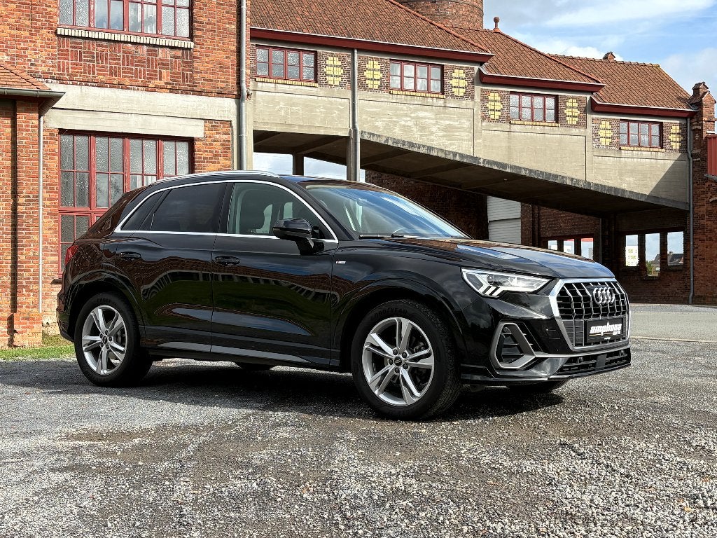 Audi Q3 35 TFSI MHEV S Line Efficient art of driving in luxe, Autos, Achat, Euro 6, Entreprise, Entretenue par le concessionnaire