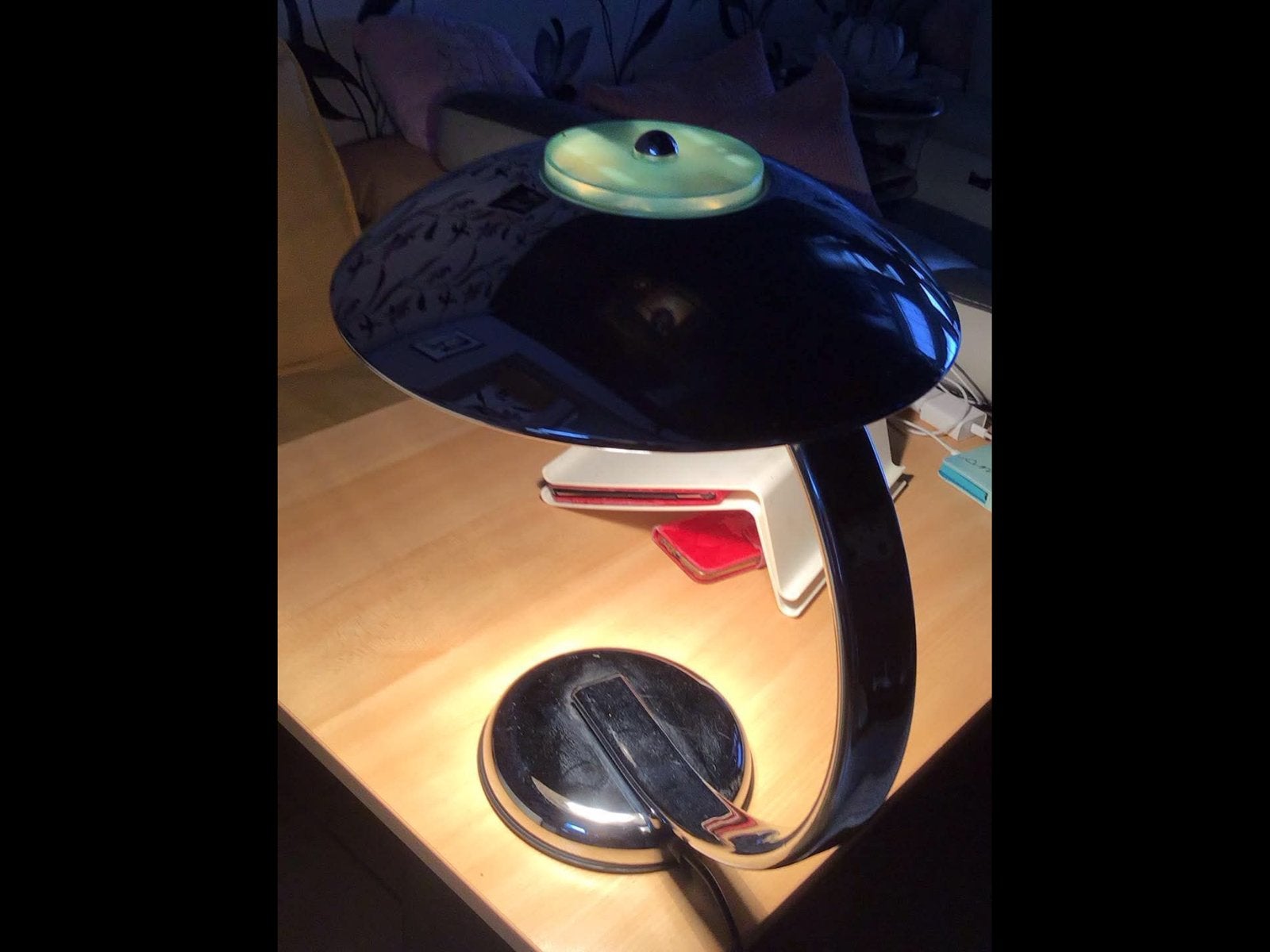 Lampe de table art deco chromé design prix  110€, Antiquités & Art, Enlèvement