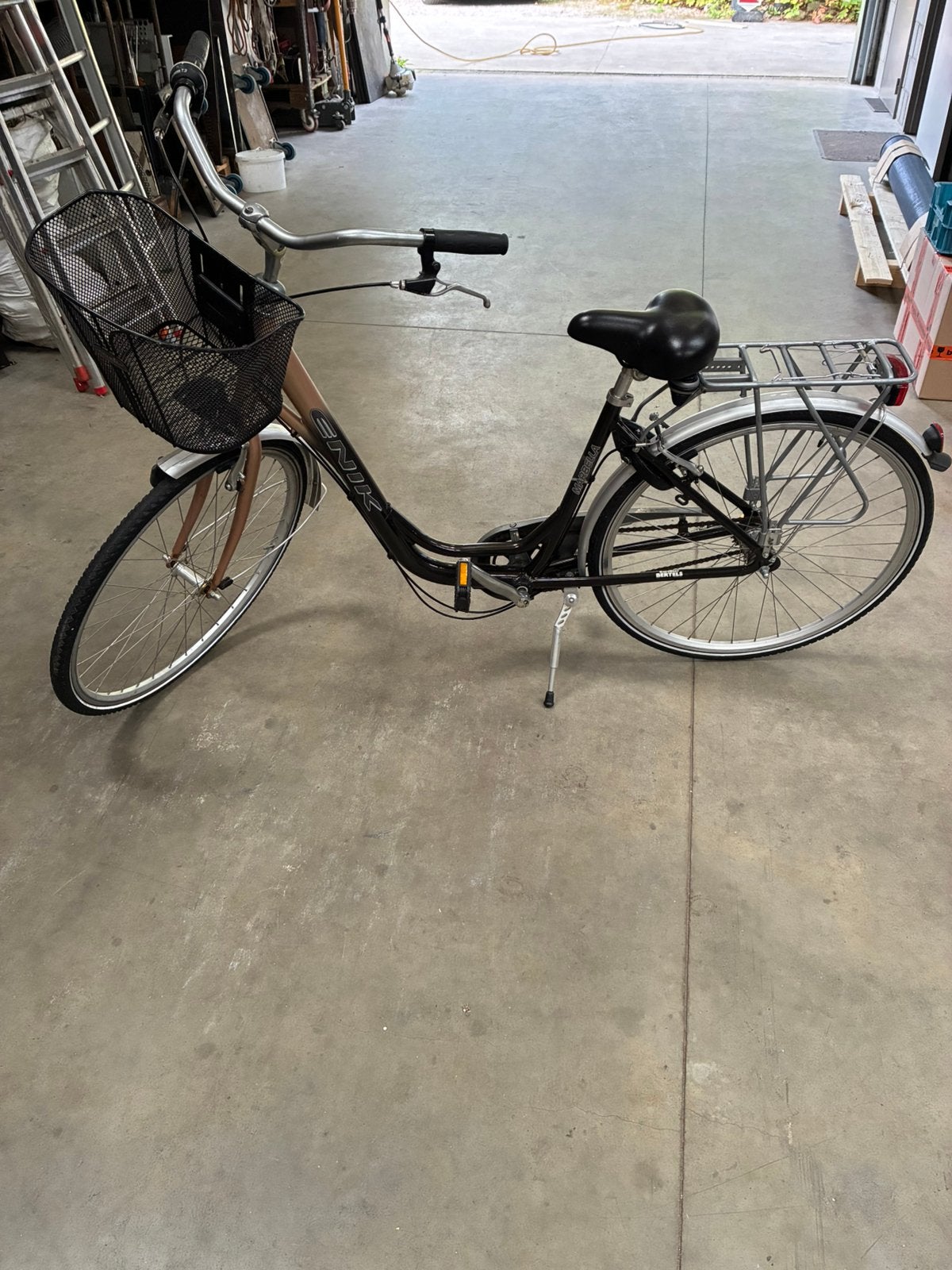 Fiets met lage opstap, Ophalen, Zo goed als nieuw