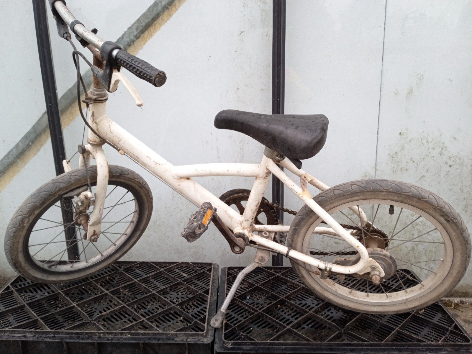 Vélo enfant, Enlèvement