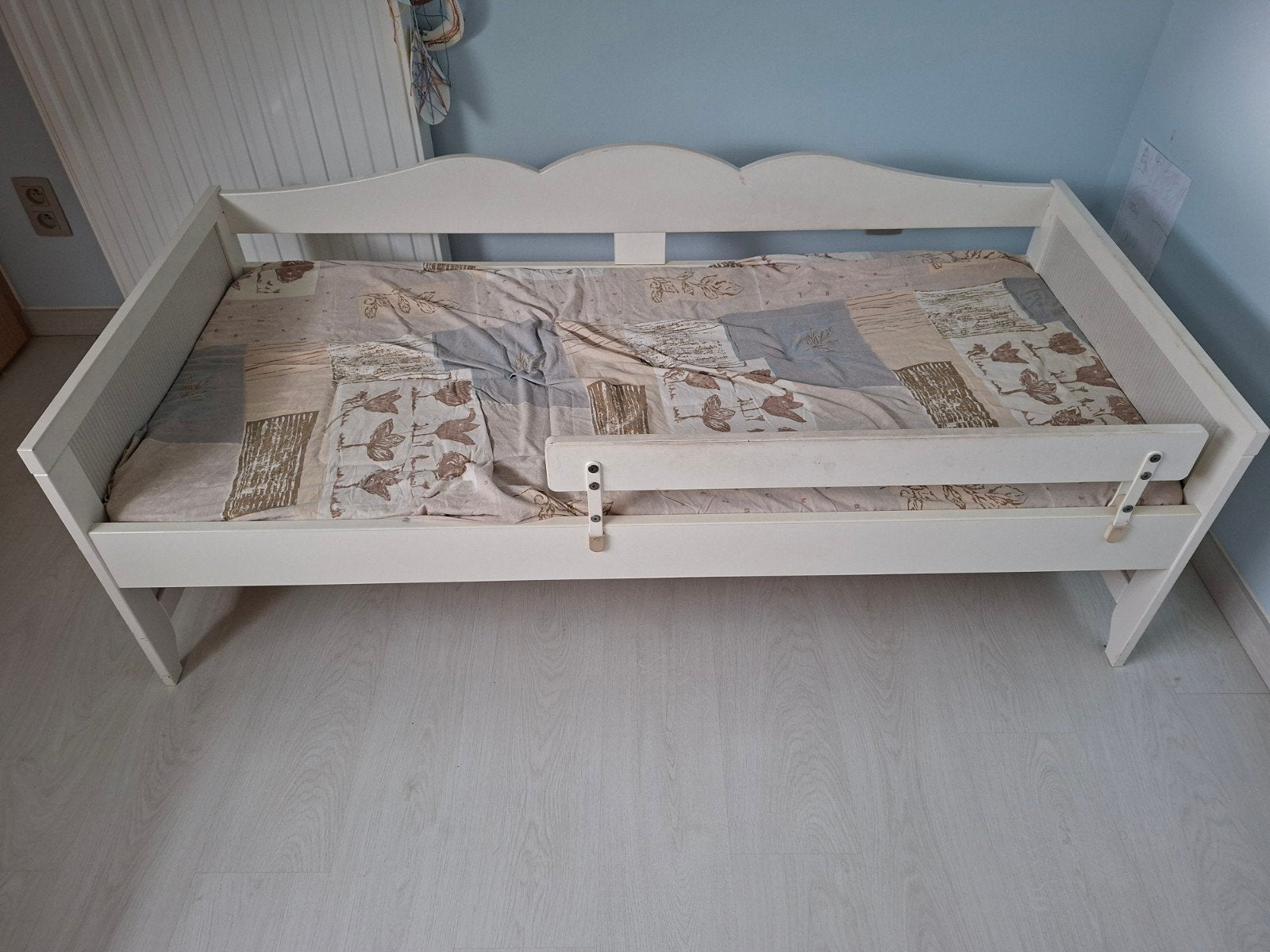Kinderbedje. 165 cm x 76 cm, Huis en Inrichting, Ophalen