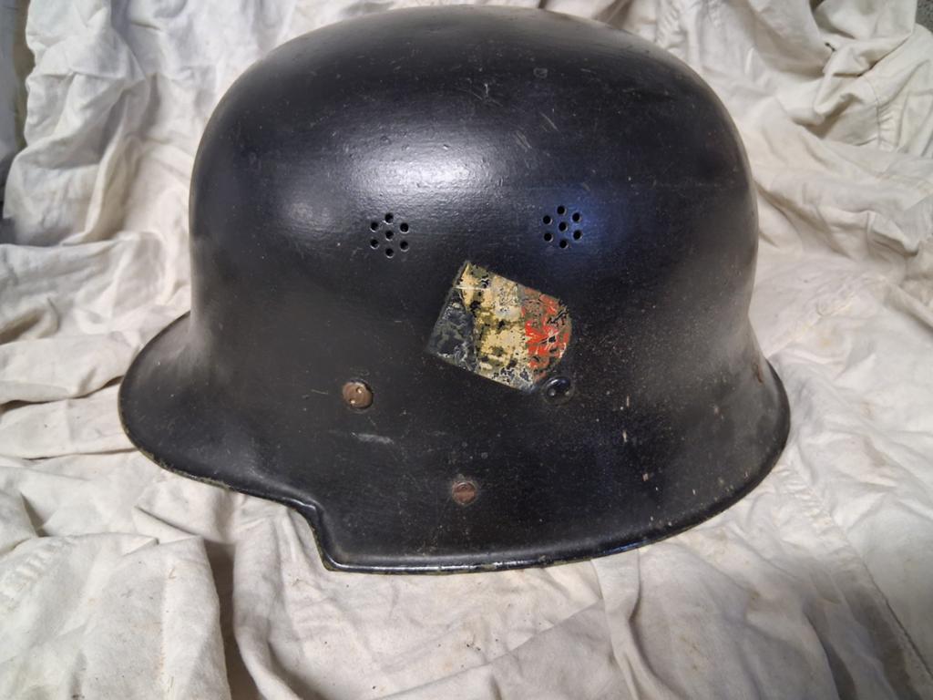 Duitse vroege helm, Collections, Enlèvement