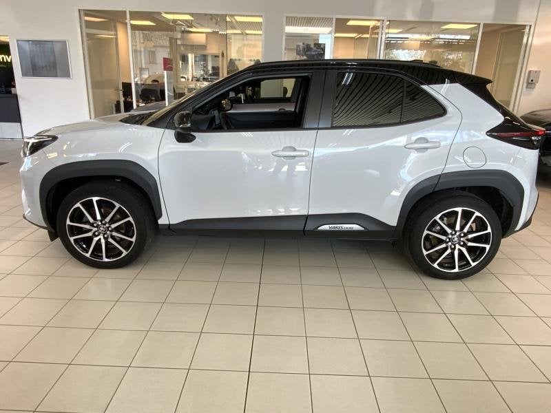 Toyota Yaris Cross GR SPORT premium pack, Automaat, 1498 cc, Parkeersensor, Hybride Elektrisch/Benzine