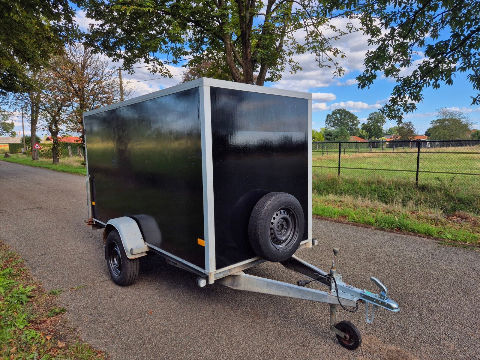 Essieu unique fermé 750 kg, Enlèvement