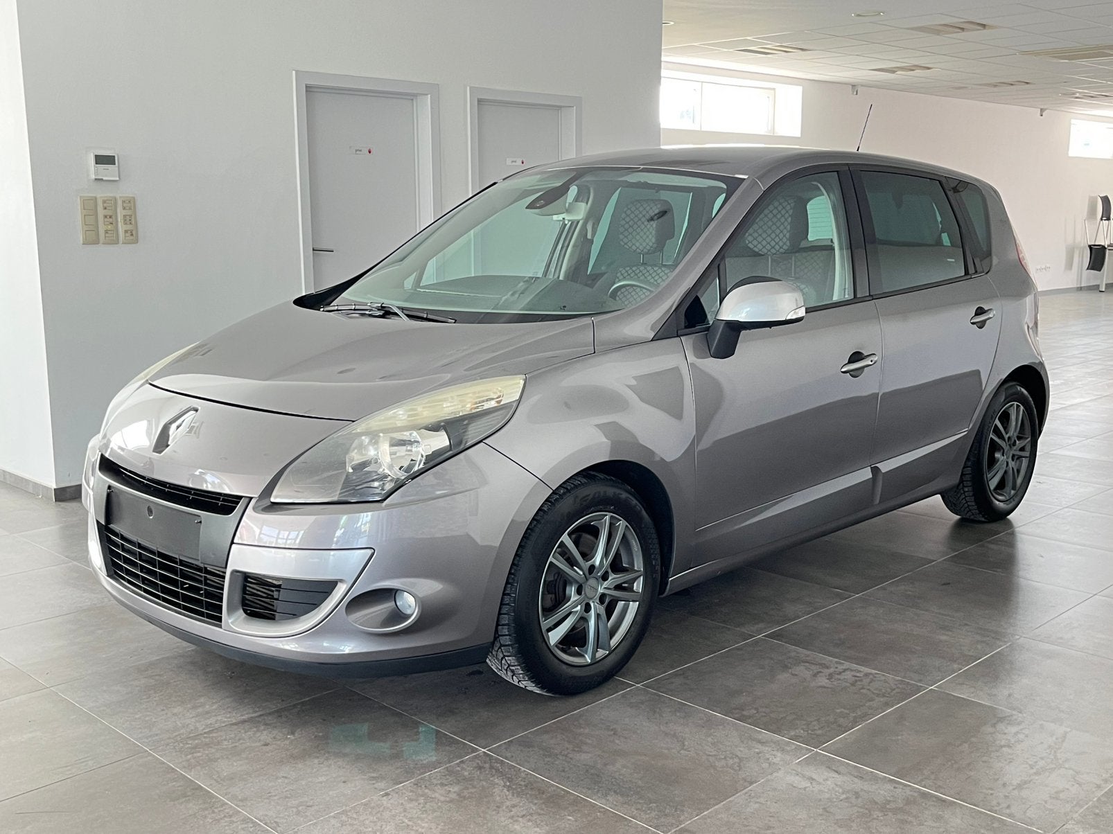 Renault Scenic 1.5 Diesel AUTOMAAT 08/2011 Euro5, Auto's, Renault, Automaat, Euro 5, Monovolume, Bedrijf