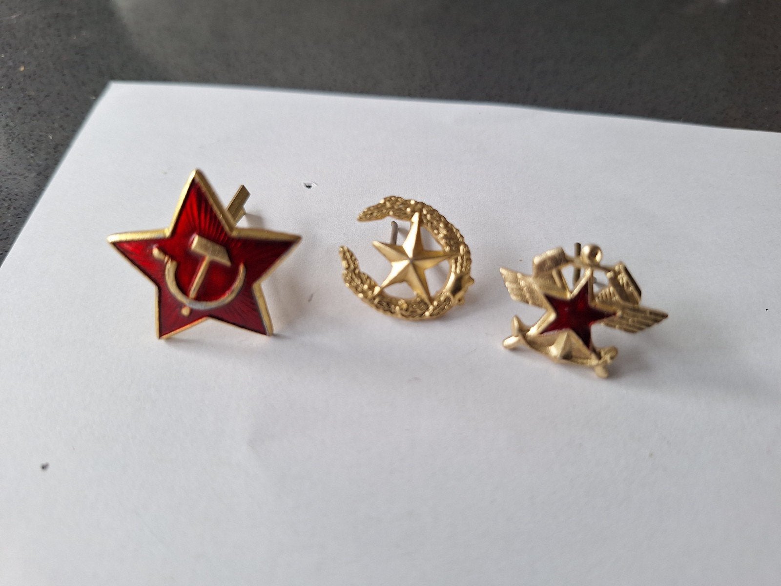 Russische pins, Ophalen of Verzenden