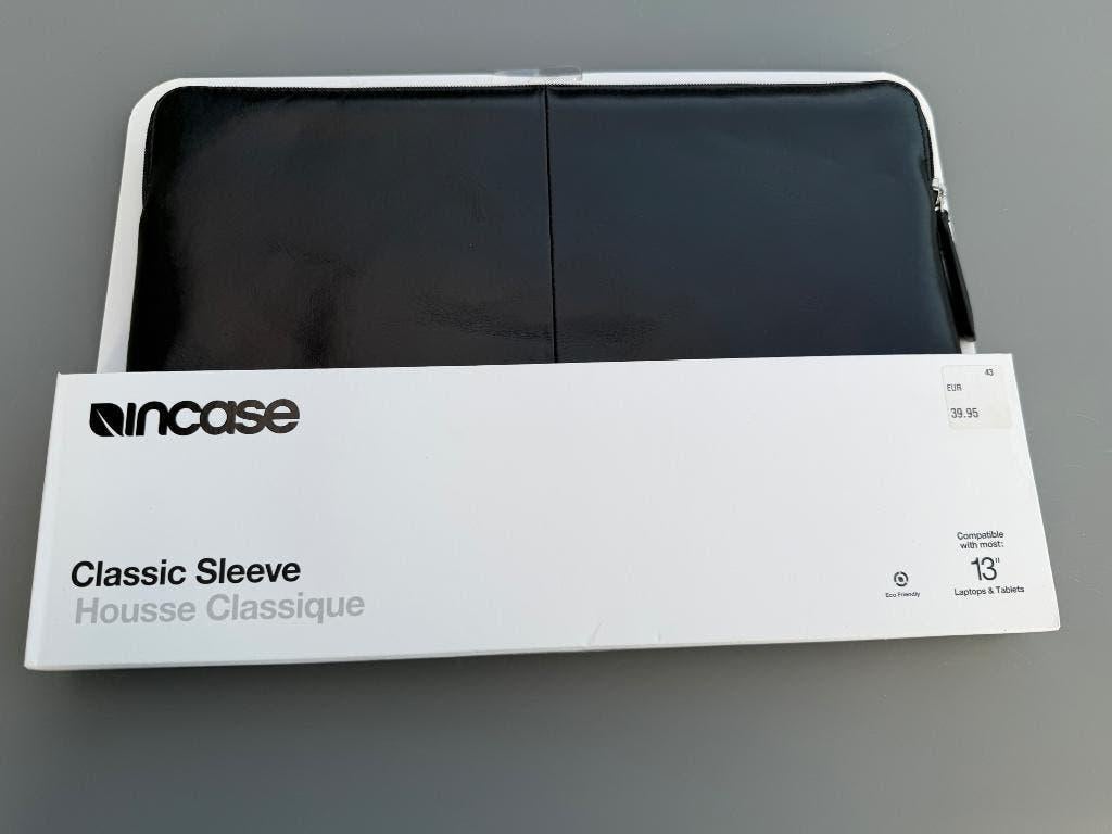 Incase Classic Sleeve MacBook / Laptop 13" (Nieuw), Computers en Software, Laptoptassen, Nieuw, Laptophoes, Zwart, Ophalen