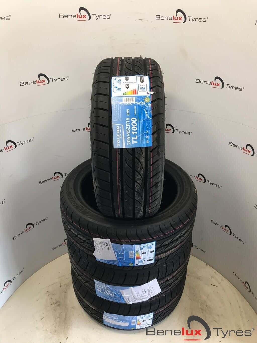 NIEUW 205/45R16 205/45ZR16 205/45 ZR16 R16 205/45/16 2054516, Autos : Pièces & Accessoires, Pneus & Jantes, Neuf, -, 16 pouces
