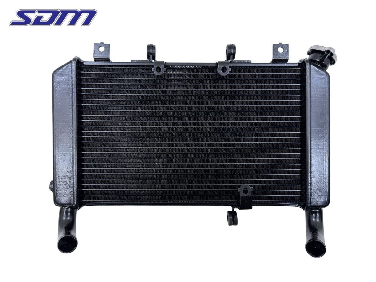 RADIATEUR EAU CB 650 R 2018-2020 (CB650R) (19010MKND51), Motos, Honda Center GmbH, Neuf, Info@honda.de, Hanauer Landstraße  222-224
60314  Frankfurt am Main, DE