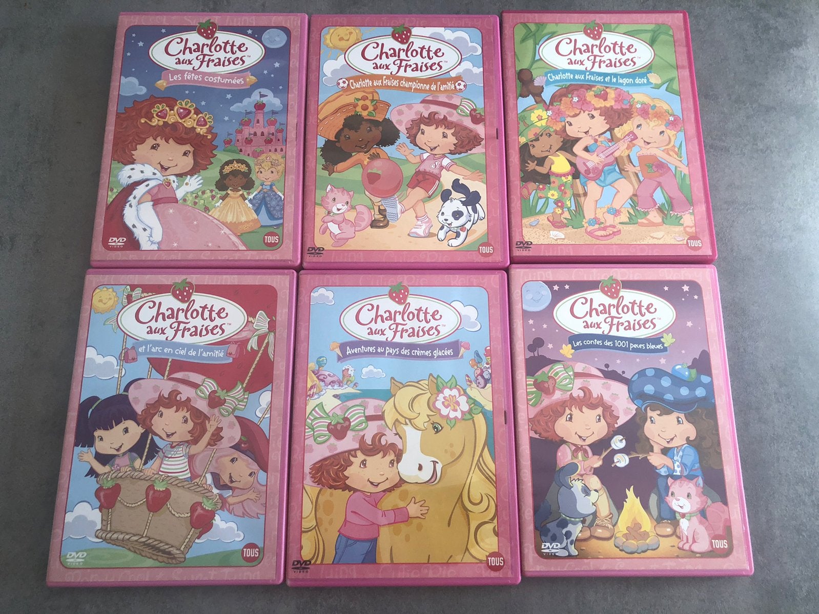 Lot de6 dvd Charlotte aux fraises, CD & DVD, DVD | Enfants & Jeunesse, Enlèvement ou Envoi, Tous les âges, Français, Utilisé