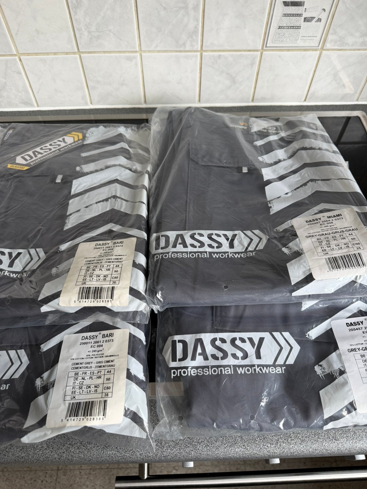 Dassy werkbroek, Doe-het-zelf en Bouw, Ophalen, Zo goed als nieuw