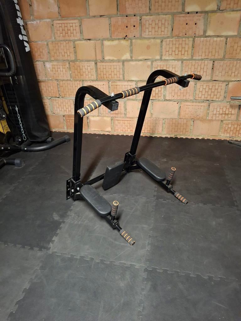 Pull up bar, Ophalen, Zo goed als nieuw, Buik