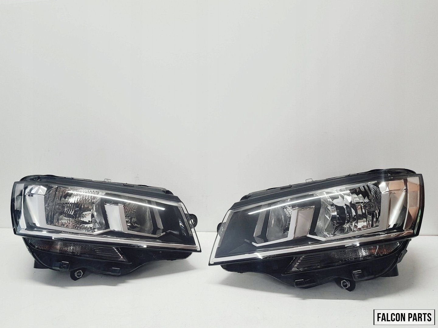 Volkswagen T6 FACELIFT T6.1 KOPLAMP SET, Volkswagen, -, Utilisé, -