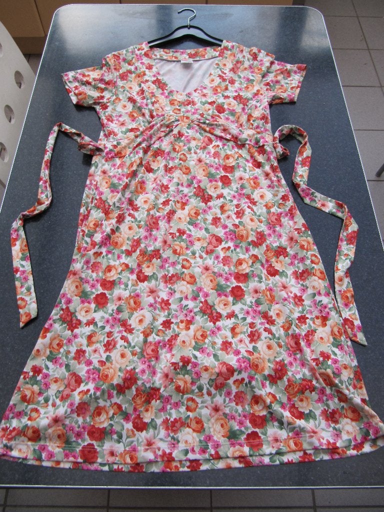 nieuw jurk Luna's S/40 neigt nr M print bloem wit oranje, Maat 38/40 (M), Nieuw, Oranje, Ophalen of Verzenden
