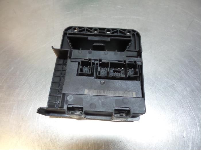 Centrale Deurvergrendelings Module van een Volkswagen Golf (, Auto-onderdelen, Gebruikt, -, Volkswagen, -