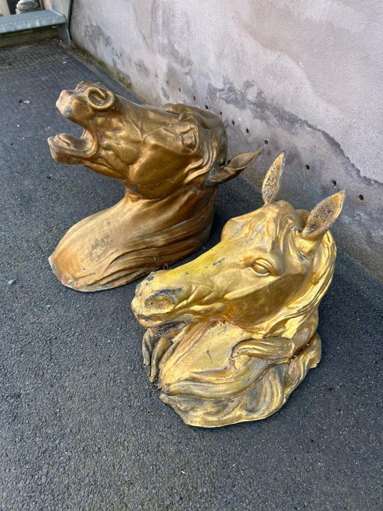 2 stuks unieke zeldzame koppen in zink oude slagerij 150 j, Ophalen