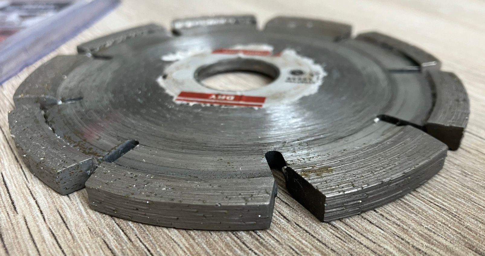 DISQUE DIAMANT DEJOINTOYER (6 MM), Enlèvement