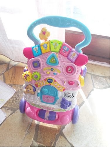 Chariot de marche / Super Trotteur parlant VTech (Rose), Enfants & Bébés, Enlèvement, Comme neuf